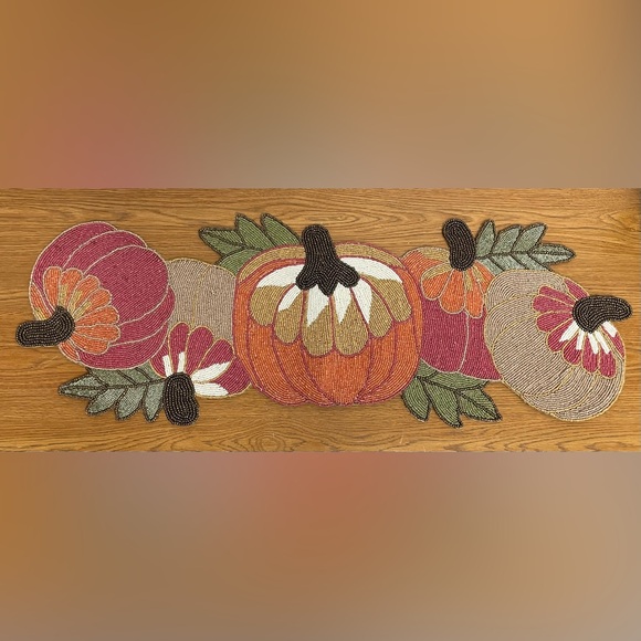 Pier 1 beaded pumpkin table runner - Picture 9 of 14